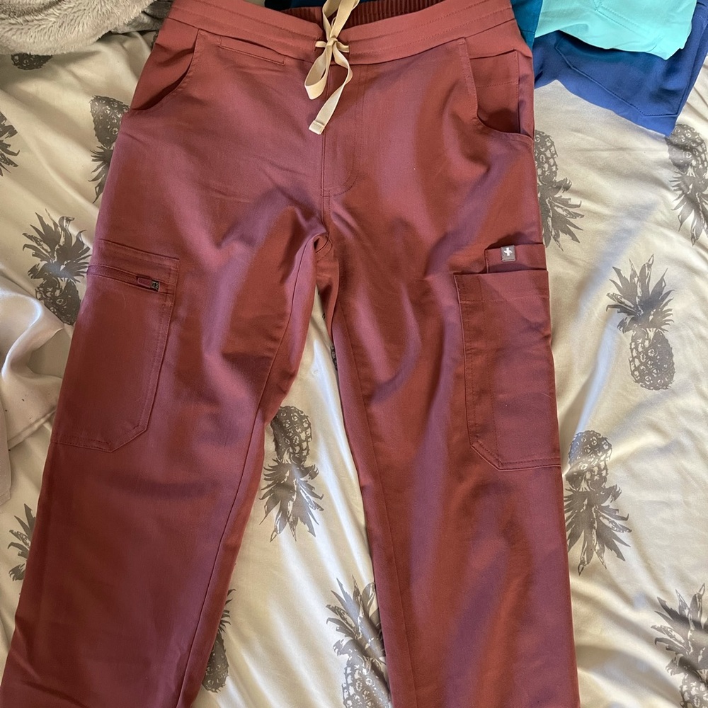 Figs Xxs mauve yola scrub pants.